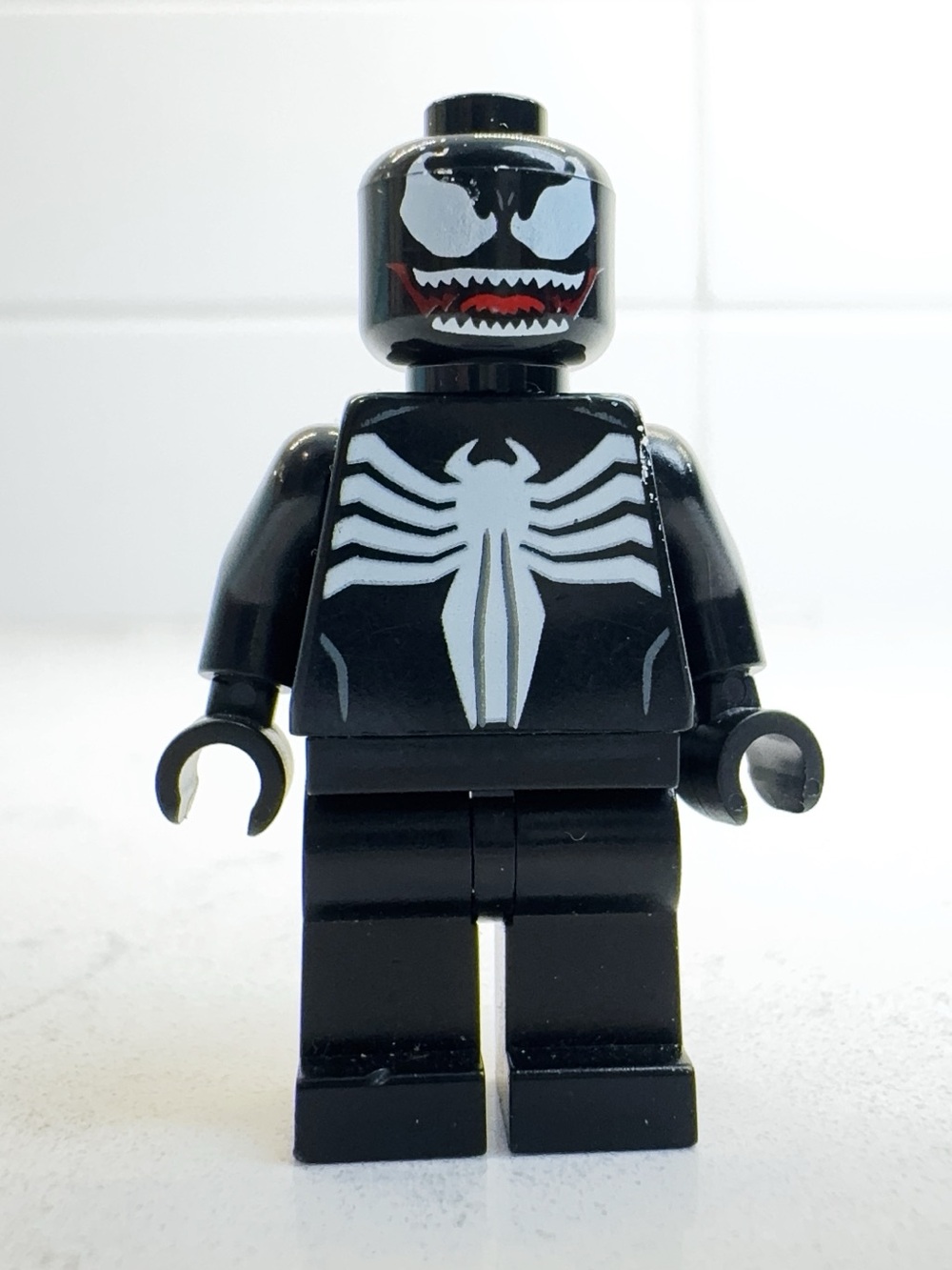 Lego Minifig - Super Heroes - Spider-Man - Venom